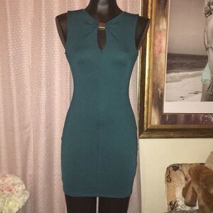 🌸FINAL PRICE🌸G by Guess Green Dress